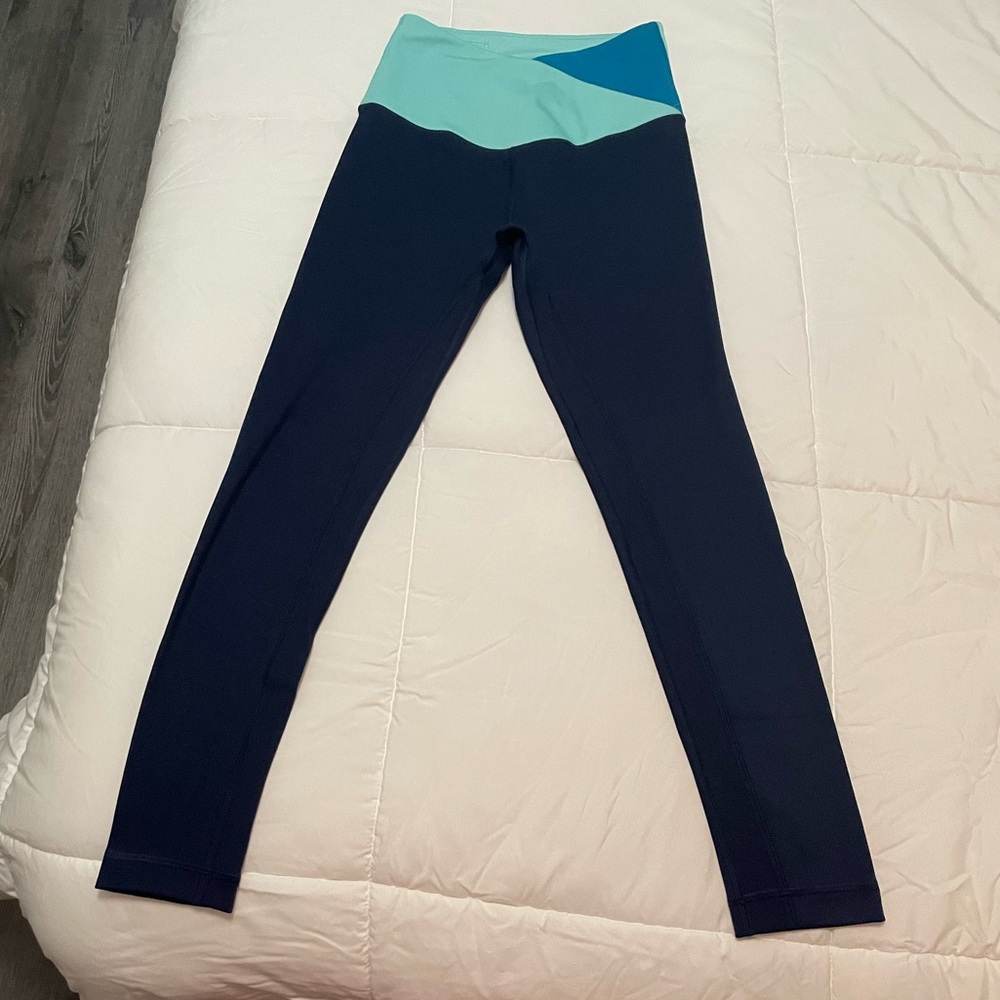 Navy Aqua & Teal On Point Leggings